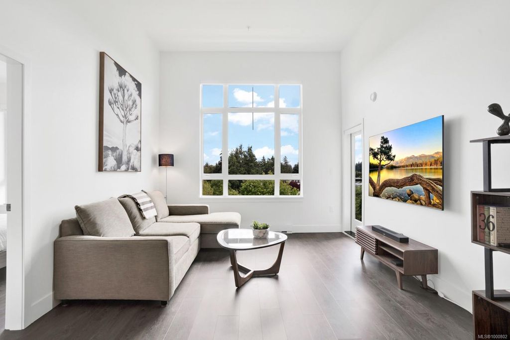 listing image 16041311160225827259