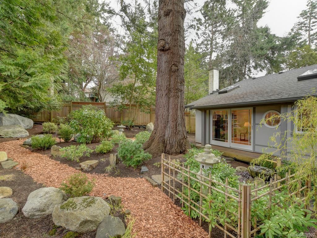 listing image 16042529323503703898