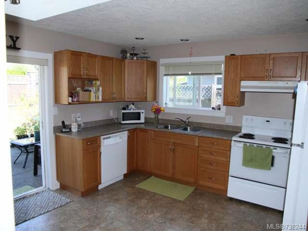 listing image 16042424981788602546