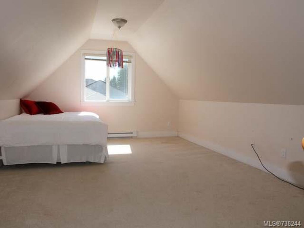 listing image 16043054109859769191