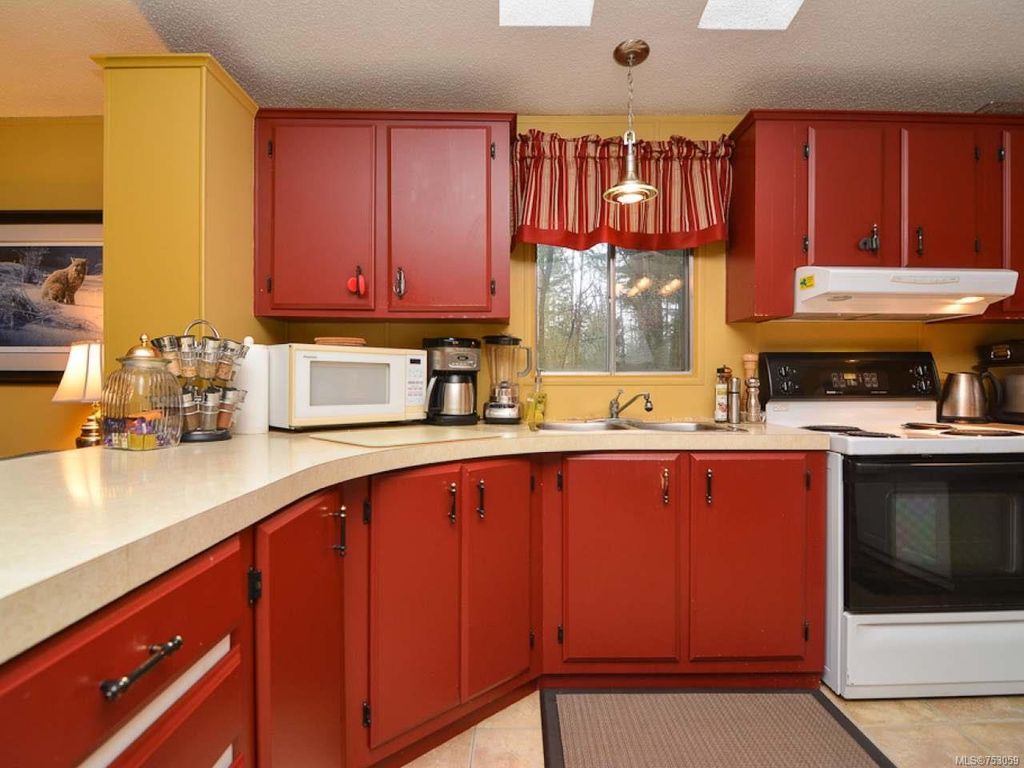 listing image 16043686823743392151