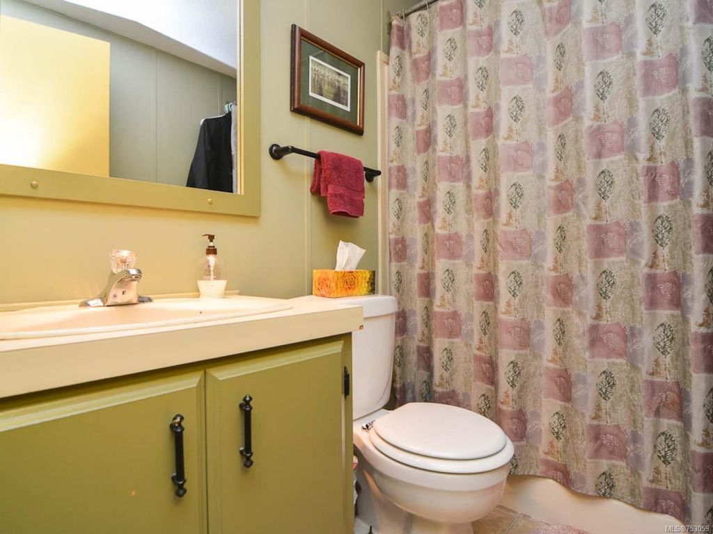 listing image 16046708911151904632