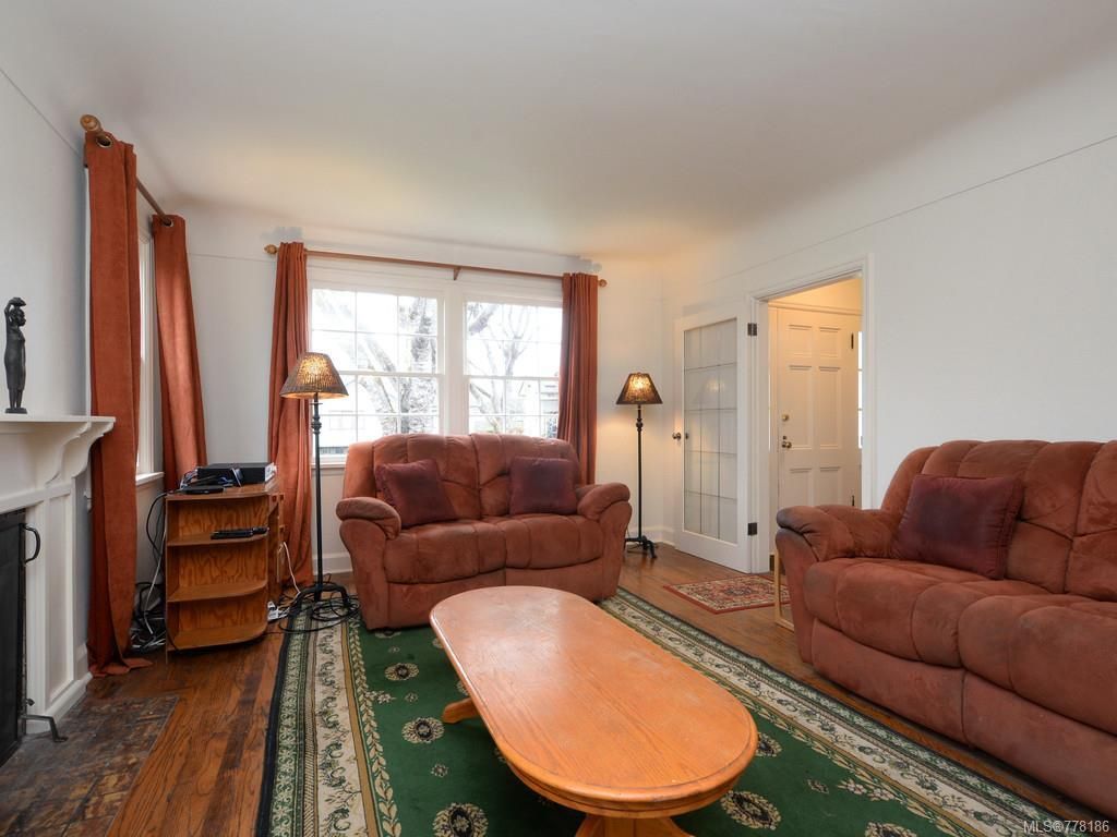 listing image 16049659374391357901