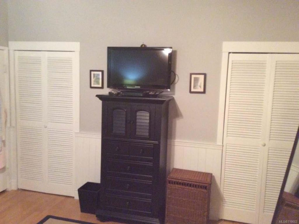 listing image 16045361270384340117