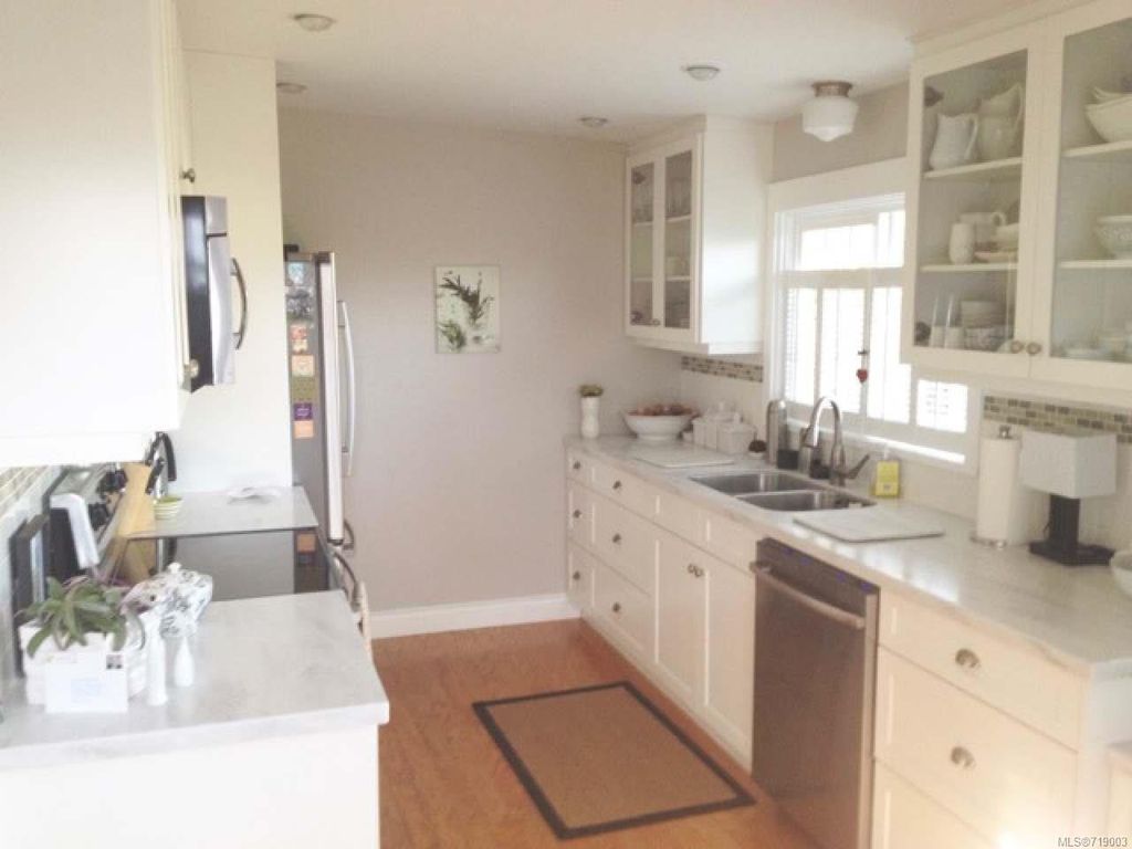 listing image 16043127161200236028