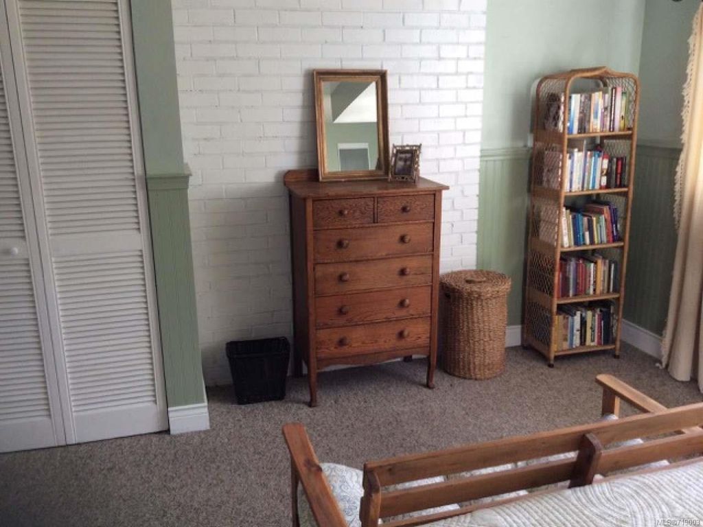 listing image 16043427573314878306