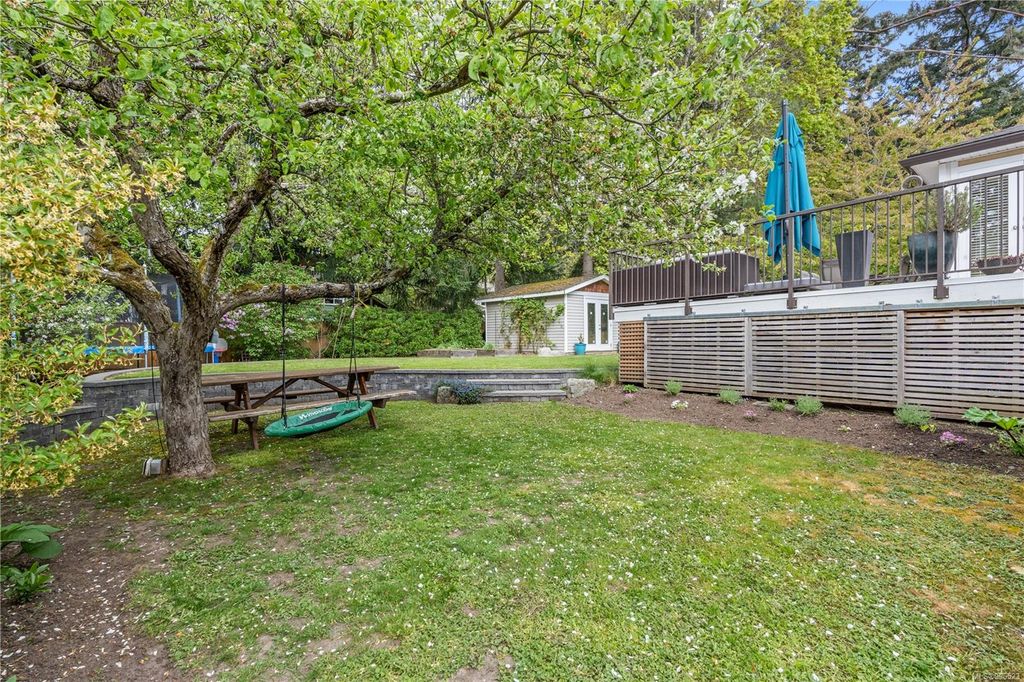 listing image 16040970655839397557