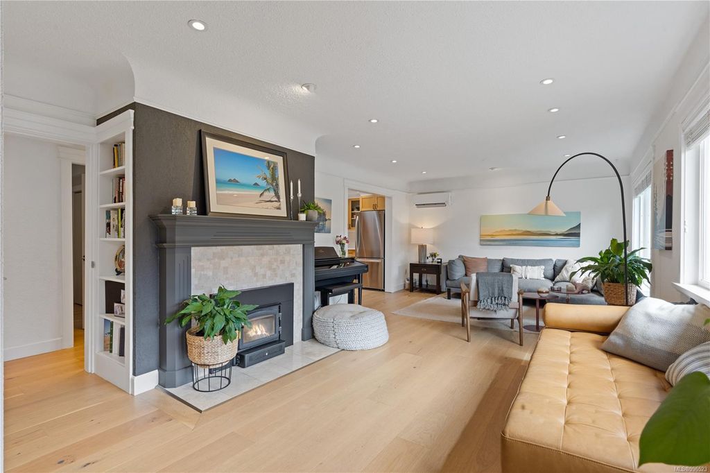 listing image 16040122117014428494