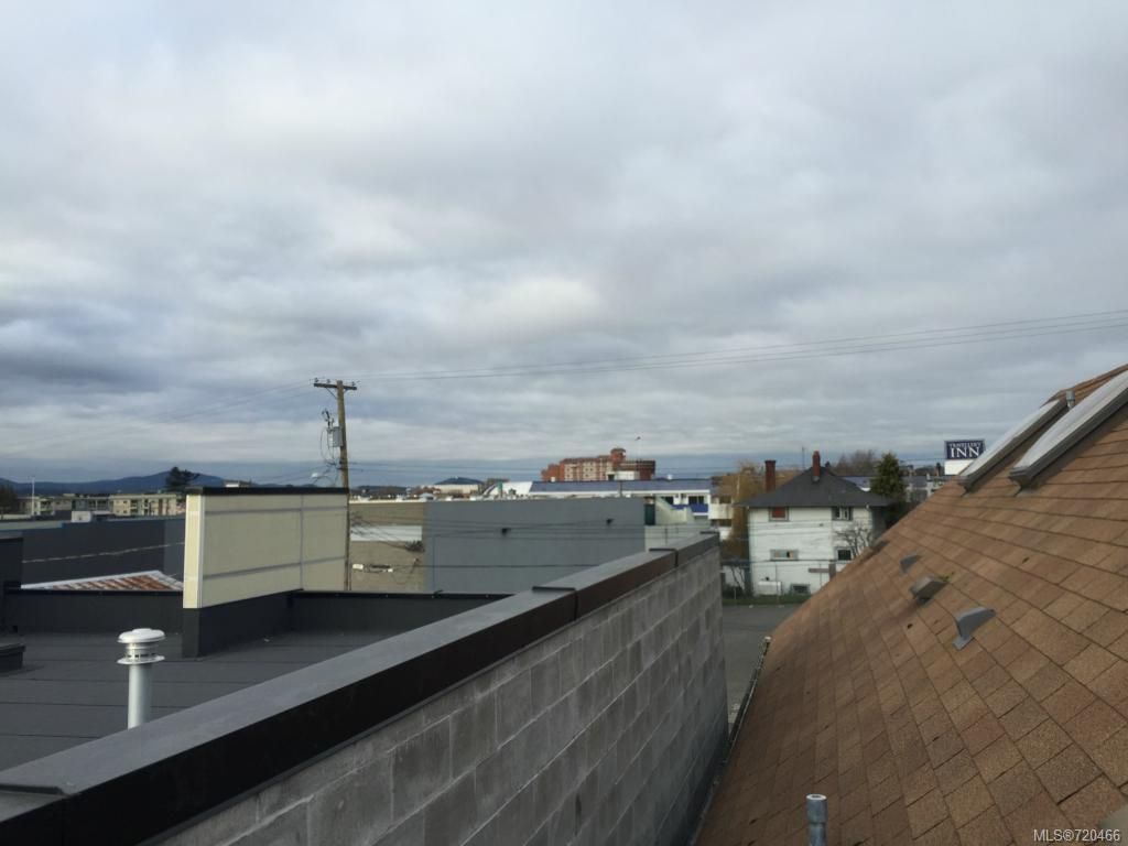 listing image 16040170319322255875