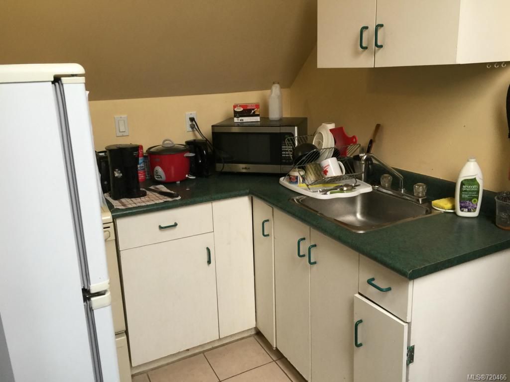 listing image 16047220979180925493