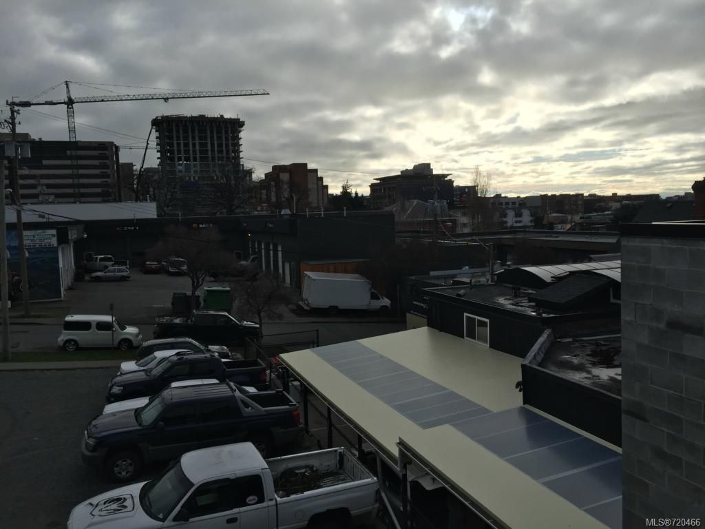 listing image 16045344843773350788