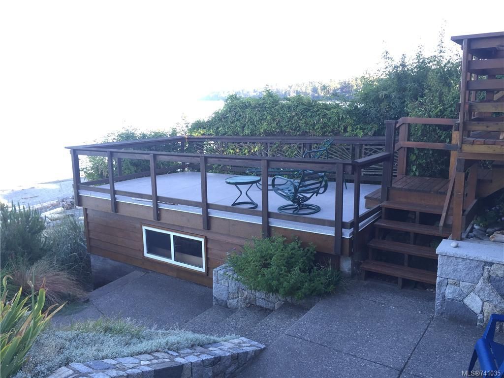 listing image 16041295404203881846