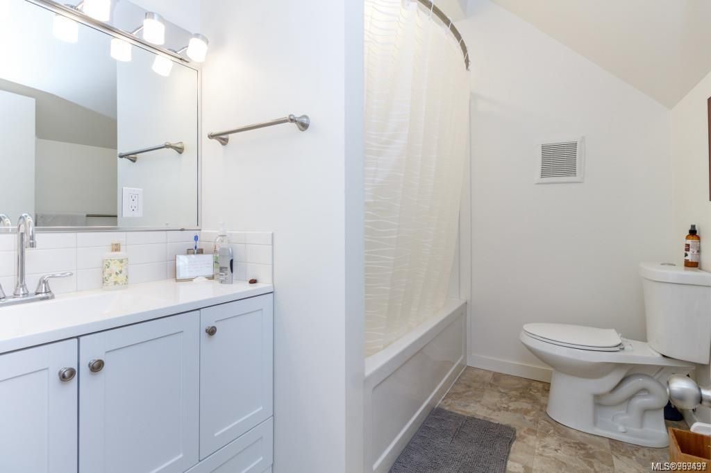 listing image 16048990094712069114