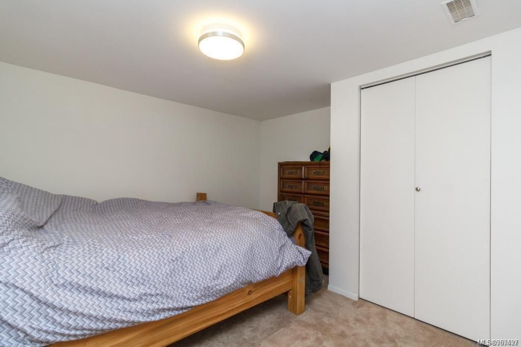 listing image 16046510050567958418