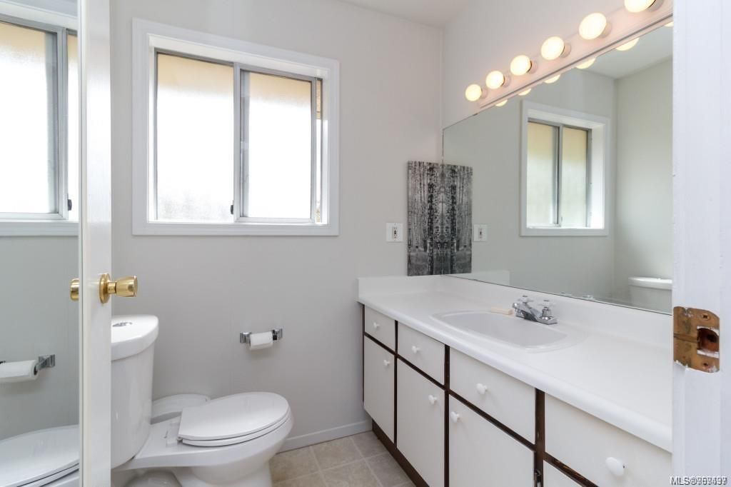 listing image 16045097067058201813