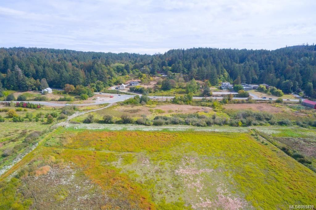 listing image 16040755896708745380