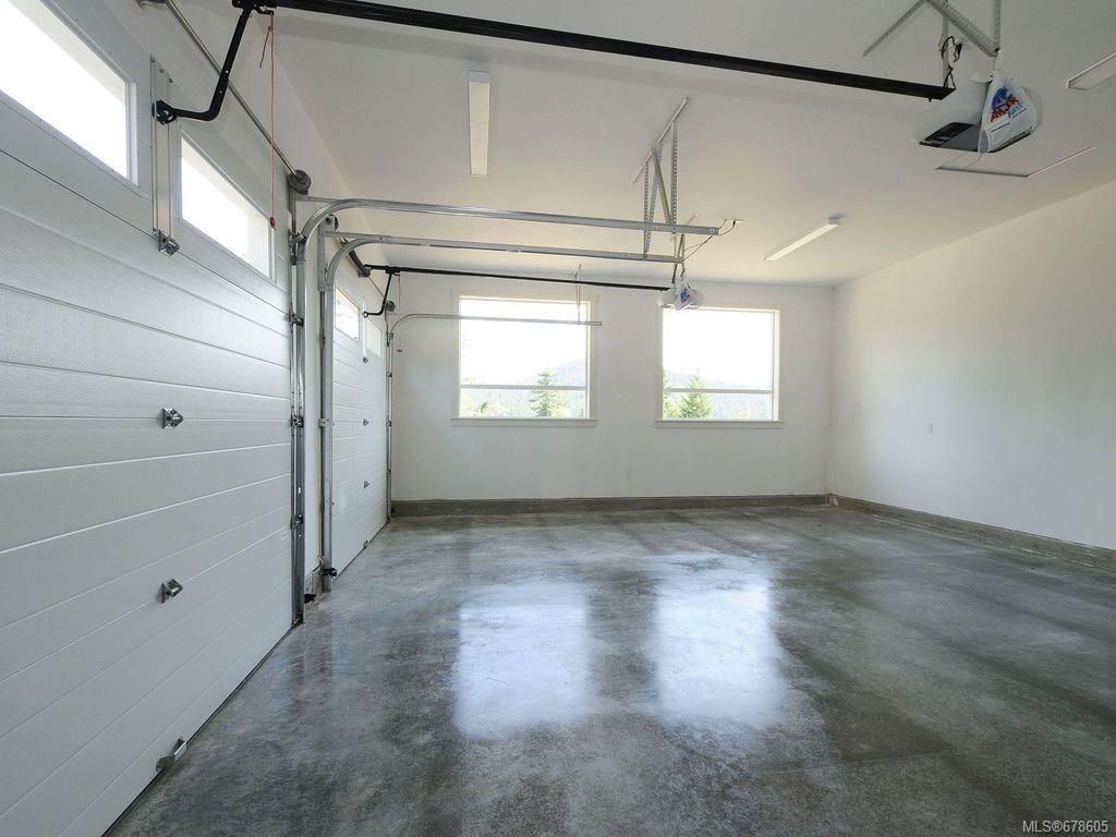 listing image 16044307577975260672