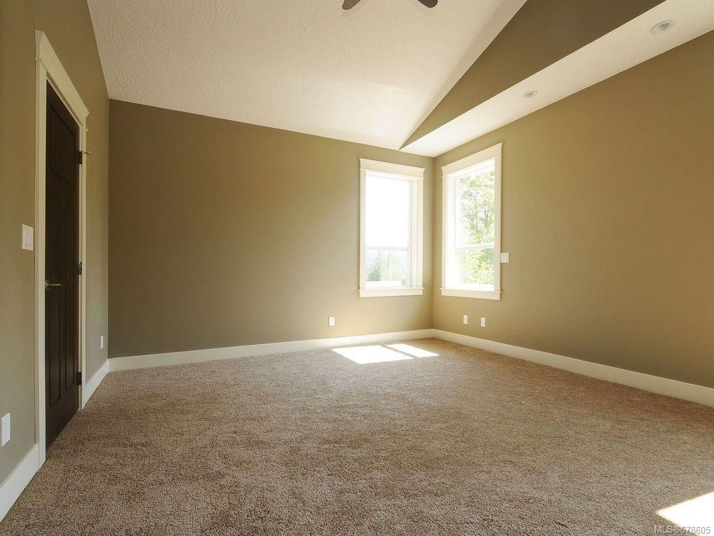 listing image 16044142812320942739