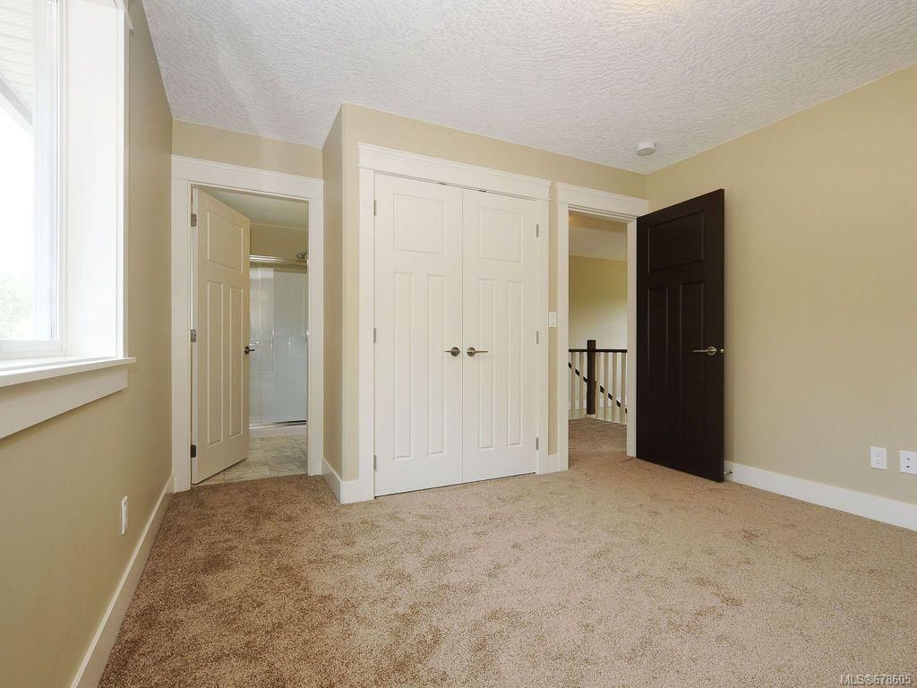 listing image 16046085532392173675