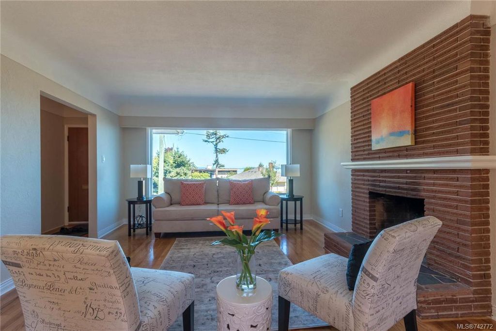 listing image 16047729277884063431