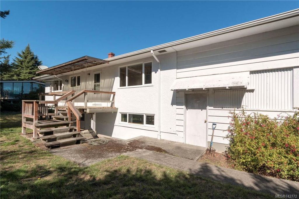 listing image 16048377978677536527