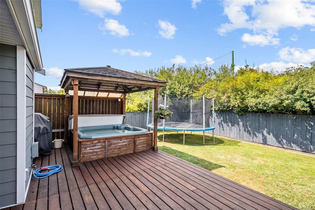 listing image 16047707829258853133