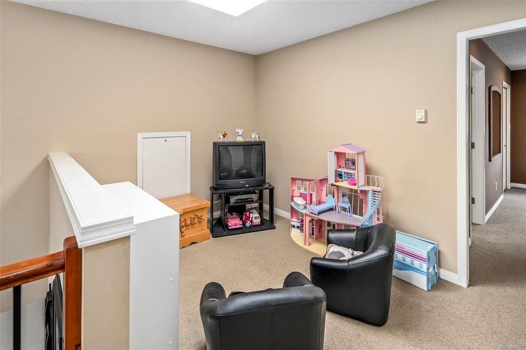 listing image 16047520551111765074