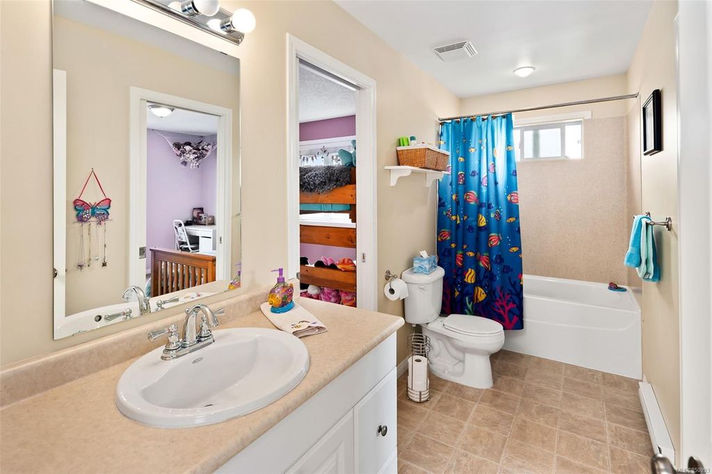 listing image 16046122837788738840