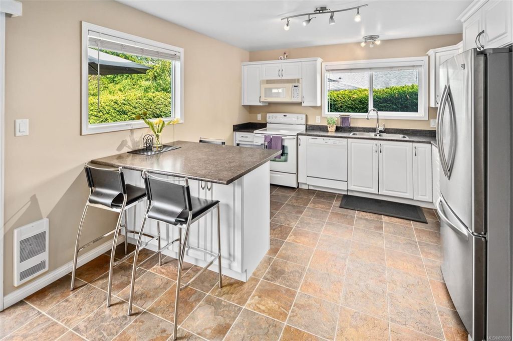 listing image 16041512128529656960