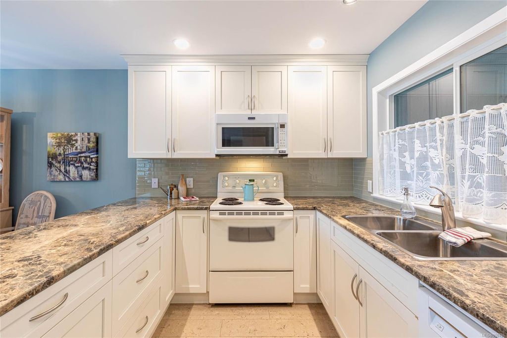 listing image 16046621201102652730