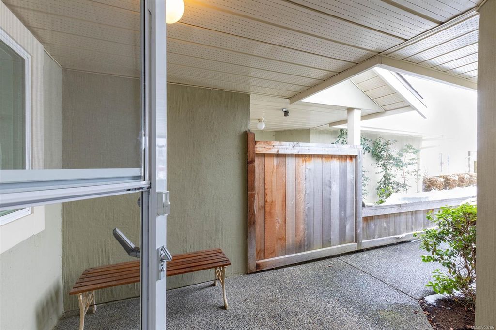 listing image 16043433183704817226