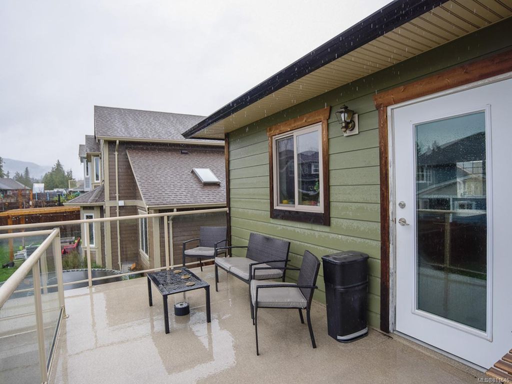 listing image 16049877042113582181
