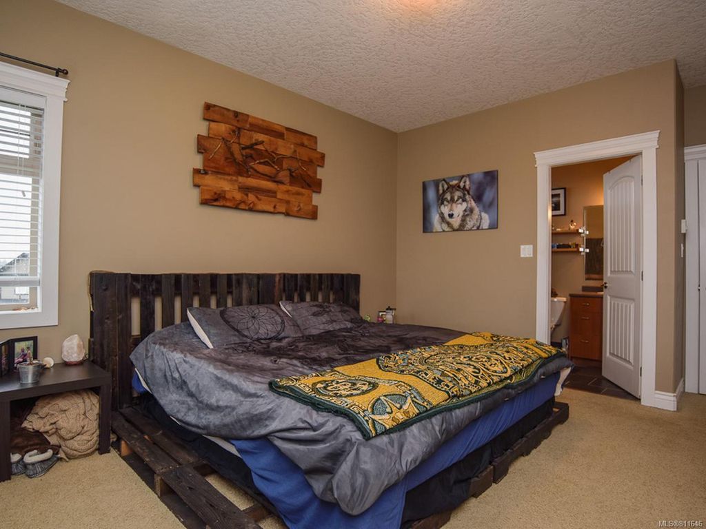 listing image 16046809774250125789