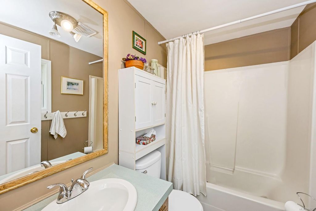 listing image 16046217345478907821