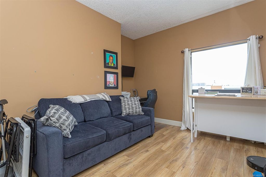 listing image 16042009010961656016