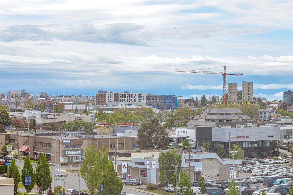 listing image 16042695236657961129