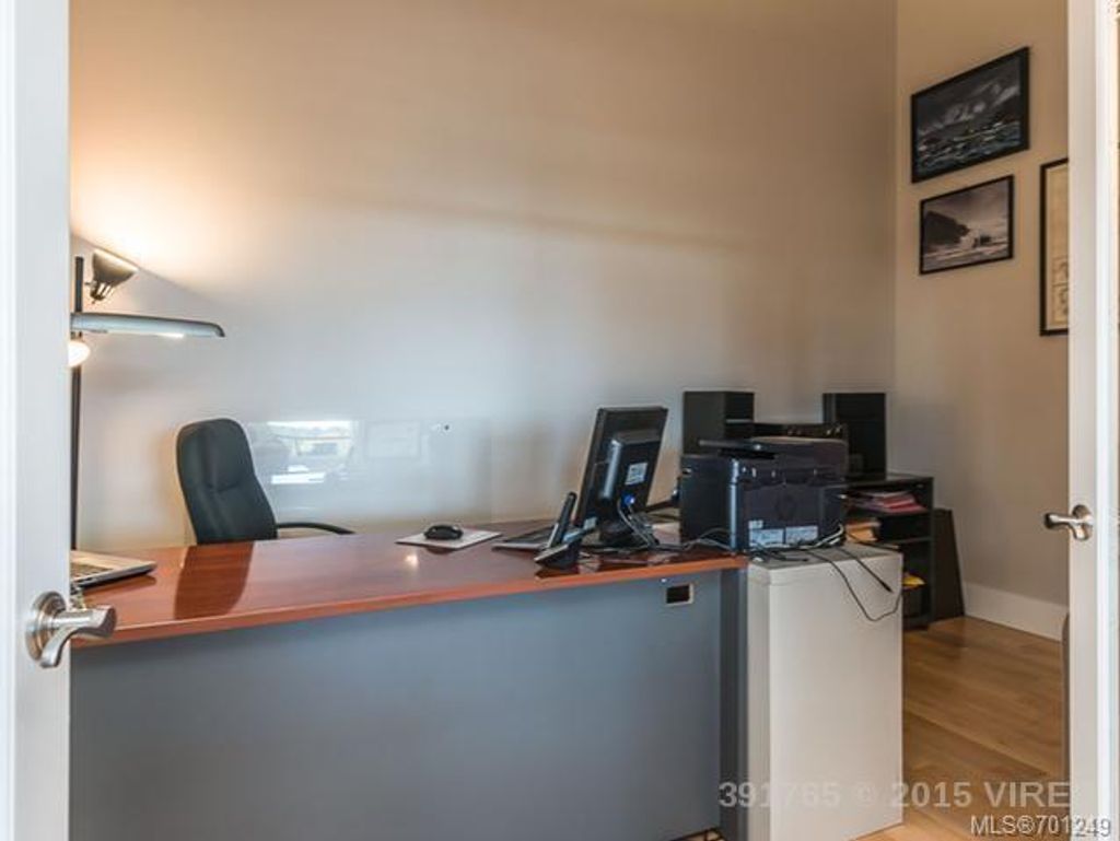 listing image 16045044543389307469