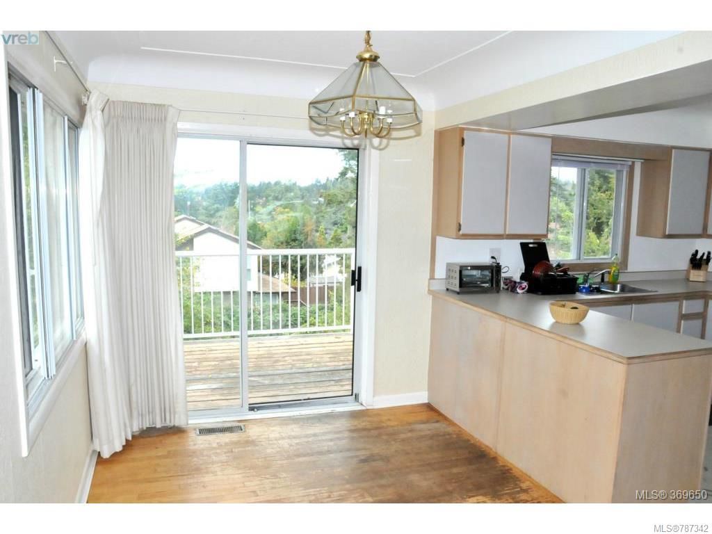 listing image 16047992341410286728