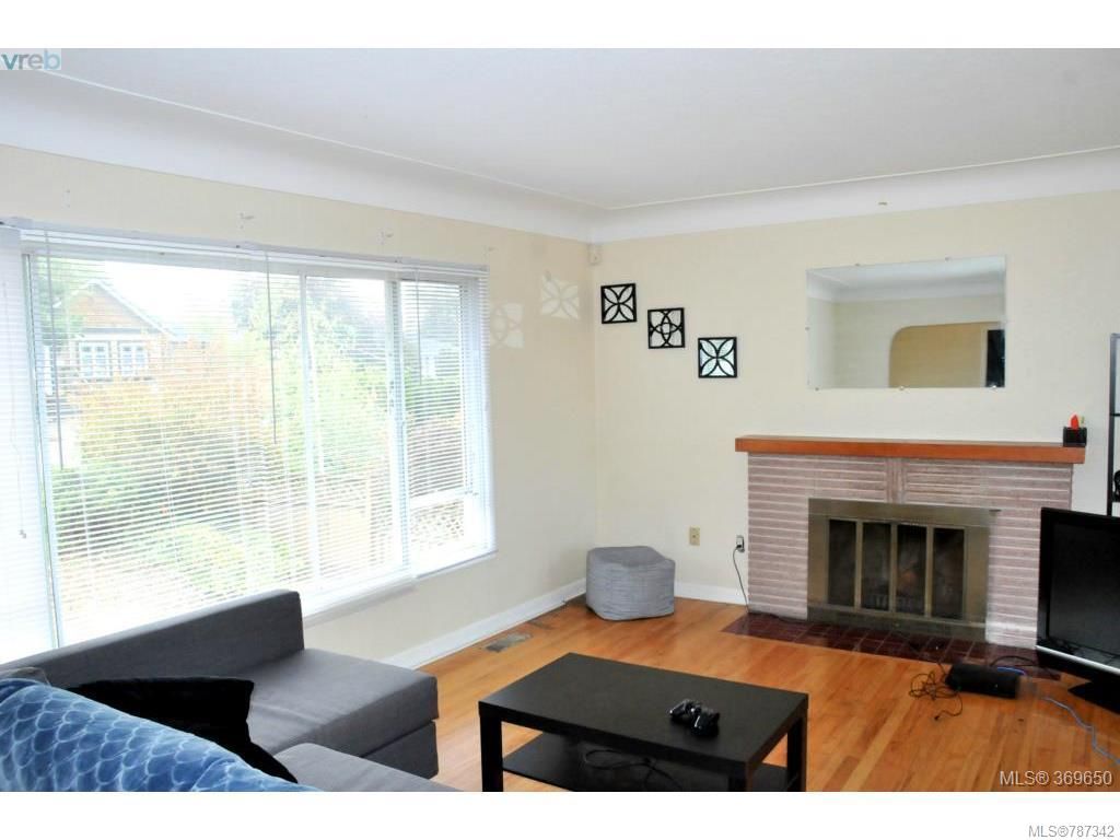 listing image 16048476694201438998