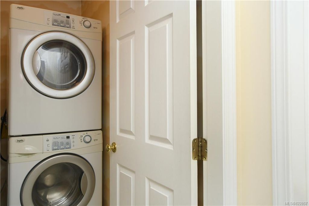 listing image 16042823020079