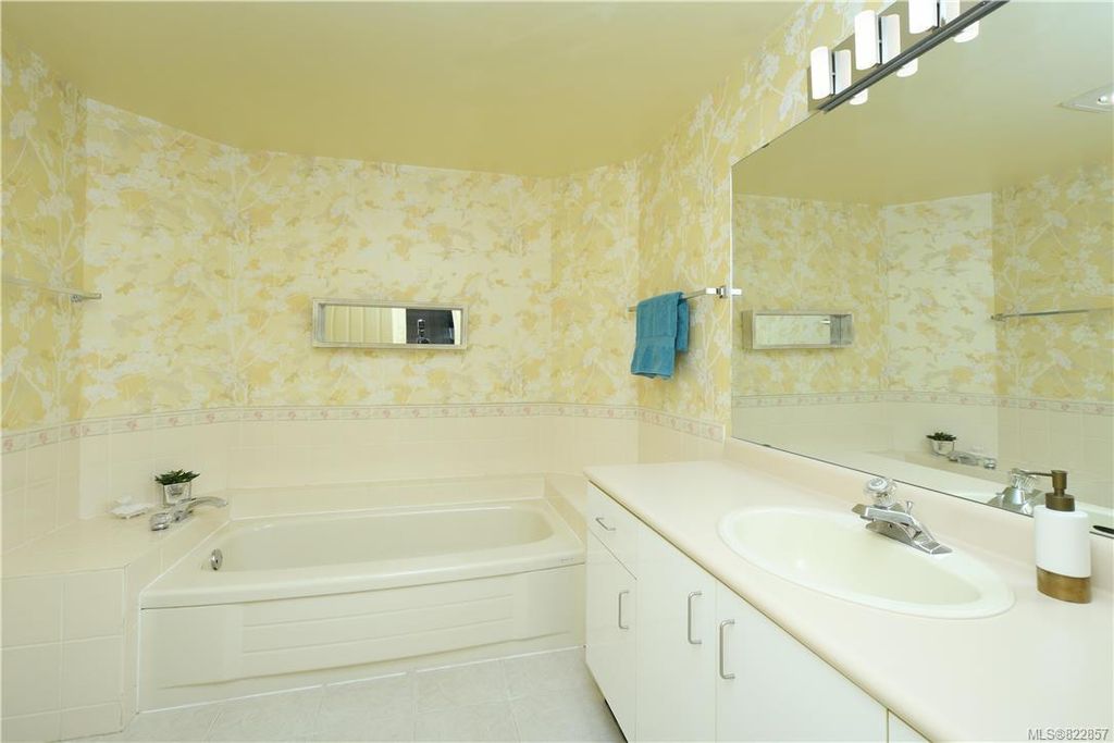 listing image 16043455336614
