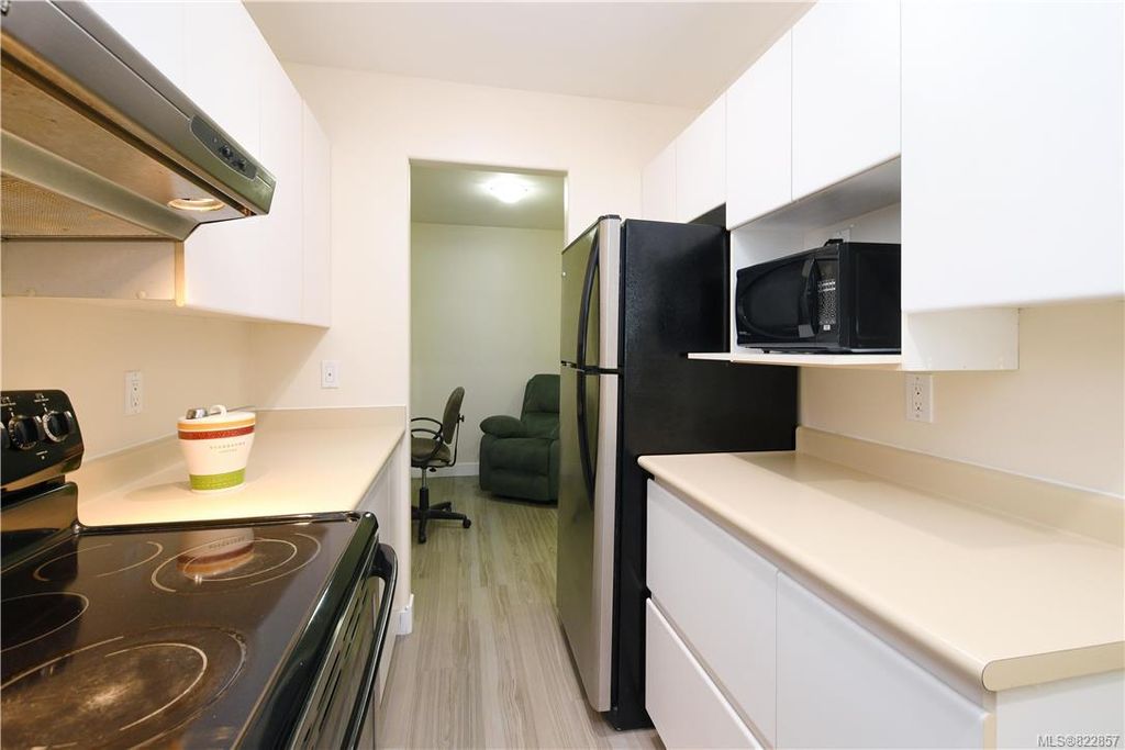 listing image 16044003018017