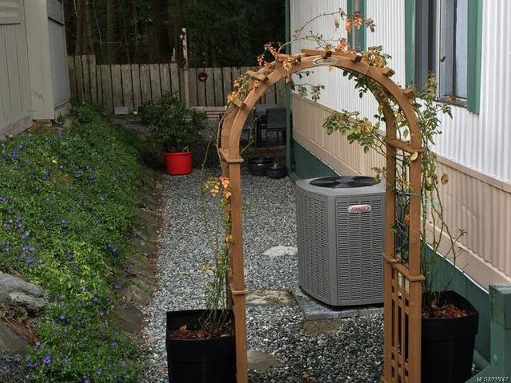 listing image 16047474581856850437