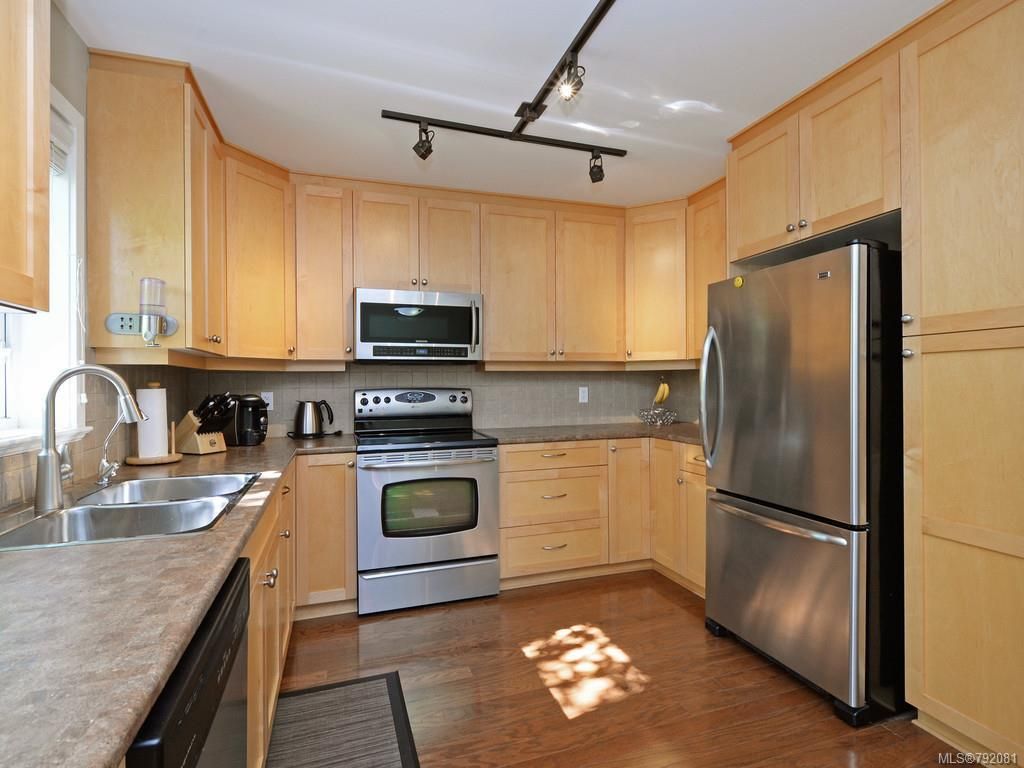 listing image 16049906404033348145