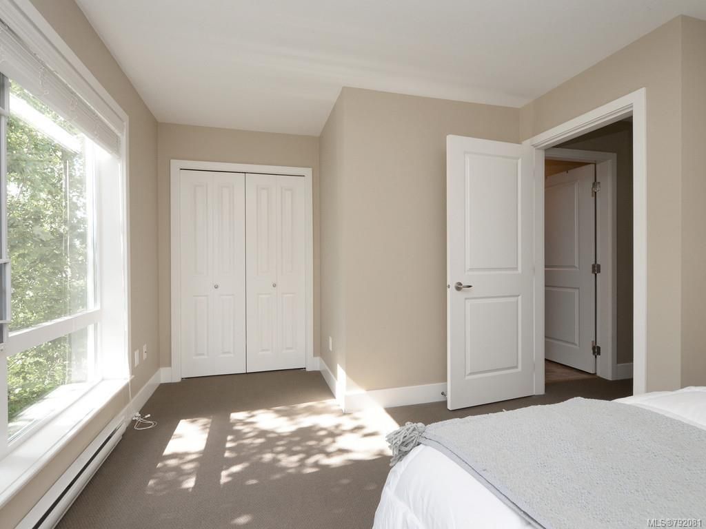 listing image 16044891594742228476