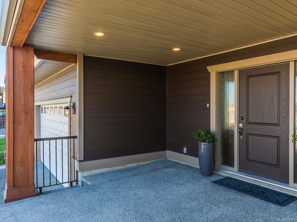 listing image 16047165231052088372