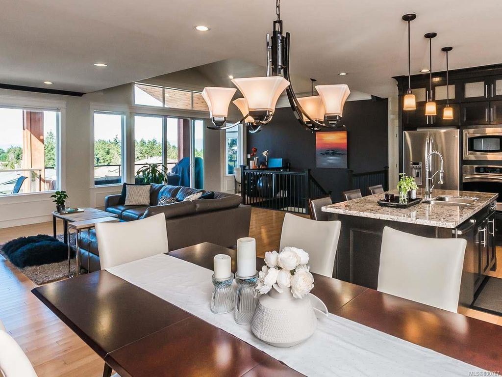 listing image 16044316785041259204