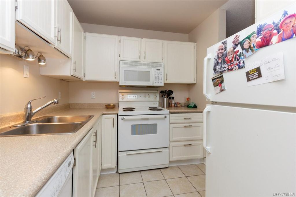 listing image 16045170920376665220