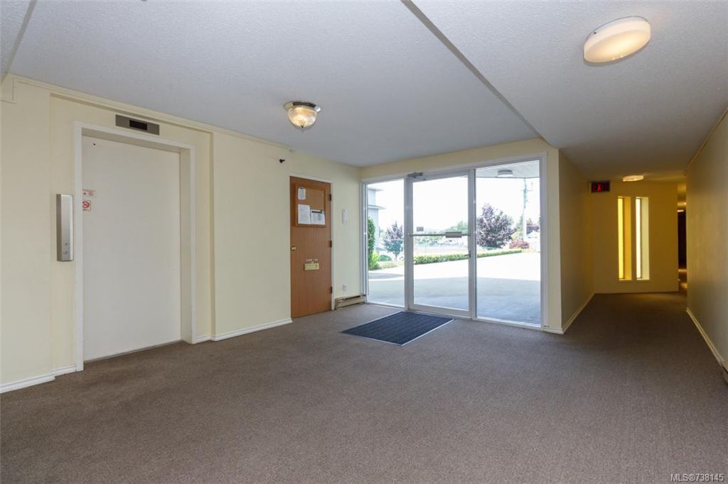listing image 16048183348440416372