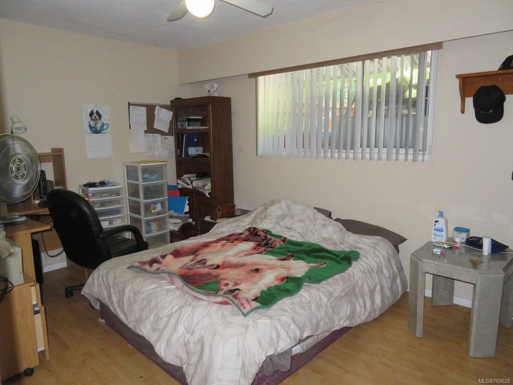 listing image 16040543206161830720